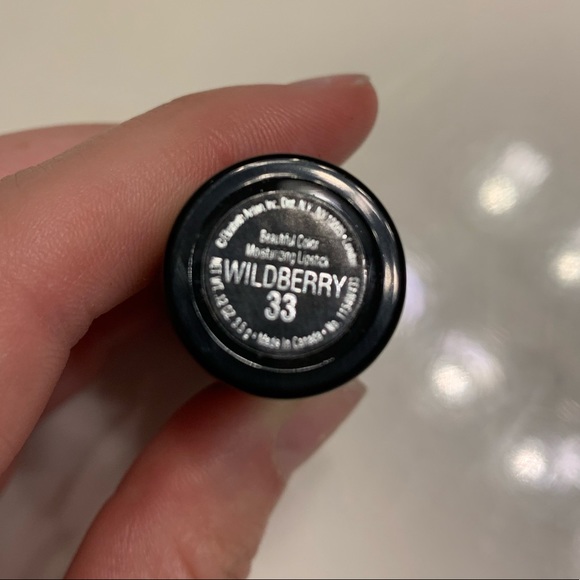 New Elizabeth Arden Lipstick Wildberry - Picture 5 of 5